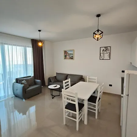 Eg Apartment Shengjin