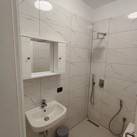 Apartment Eg *