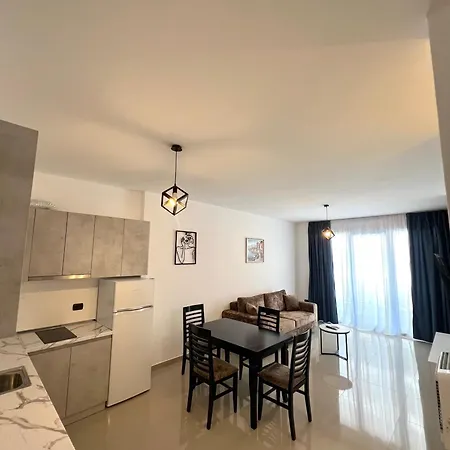 Eg Apartment *