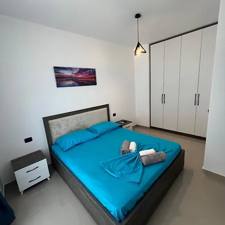 Apartment Eg *